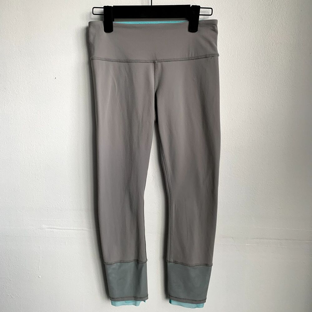Lululemon Find Your Flow Crop Leggings Gray Skinny Cropped Size 4